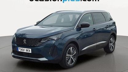 Usado Peugeot 5008 Allure 131 HP (96 kW) 2024 Azul SUV