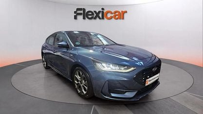 Käytetty Ford Focus ST-Line 125 HP (91 kW) 2023 Sininen Sedan