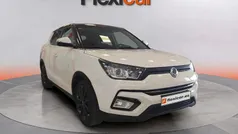 Blanco Usado 2018 Ssangyong Tivoli Limited SUV | 10.590 € (Precio justo)