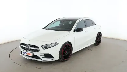 Usado Mercedes A200 AMG line 150 CV (110 kW) 2022 Blanco Berlina