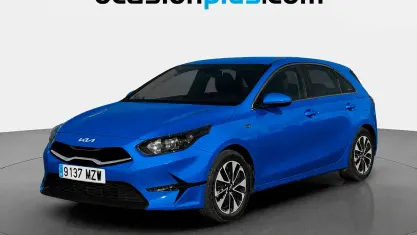 Usado Kia Ceed 101 CV (74 kW) 2025 Azul Utilitario