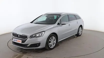 Usado Peugeot 508 Allure 165 CV (121 kW) 2017 Gris Familiar