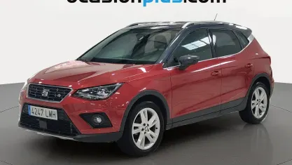Usado Seat Arona FR 90 CV (66 kW) 2021 Rojo SUV
