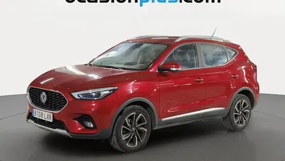 Rojo Usado 2022 MG ZS Luxury SUV | 12.910 € (Precio justo)