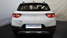 Usado 2023 Kia Stonic SUV | 16.490 € (Precio justo)