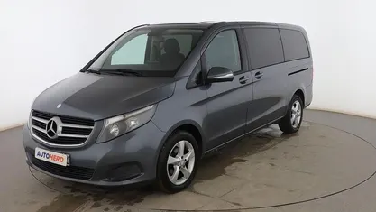 Usado Mercedes V220 163 CV (119 kW) 2016 Gris Monovolumen