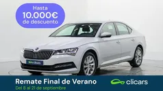 Blanco Usado 2022 Skoda Superb Ambition Berlina | 19.990 € (Precio justo)