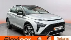 Gris / plata Usado 2022 Hyundai Bayon SUV | 13.290 € (Precio justo)