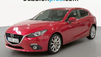 Usado Mazda 3 Luxury 120 CV (88 kW) 2016 Rojo Utilitario