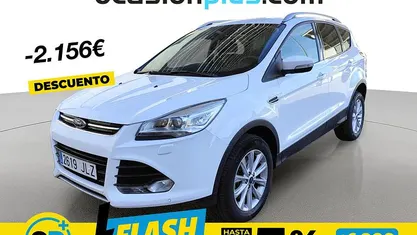 Usado Ford Kuga Titanium 182 CV (133 kW) 2016 SUV