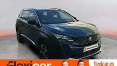 Verde Usado 2022 Peugeot 5008 Allure Monovolumen | 21.970 € (Precio justo)