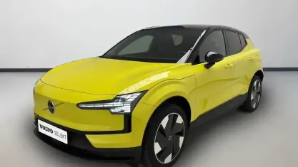 Usado Volvo EX30 Plus 200 kW (272 CV) 2024 Amarillo SUV