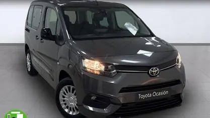 Usado Toyota Proace Verso Active 131 CV (96 kW) 2022 Gris Familiar