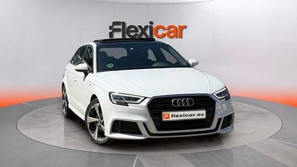 Käytetty Audi A3 S-Line 150 HP (110 kW) 2018 Valkoinen Sedan