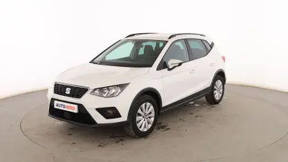 Usado Seat Arona Style 95 CV (69 kW) 2019 Blanco SUV