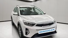 Usado 2024 Kia Stonic SUV | 20.500 € (Precio justo)