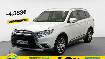 Begagnad Mitsubishi Outlander Motion 150 HK (110 kW) 2017 Vit SUV