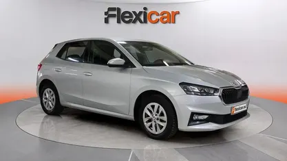 Usado Skoda Fabia Ambition 110 CV (80 kW) 2022 Utilitario