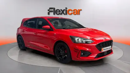 Usado Ford Focus ST-Line 125 CV (91 kW) 2018 Rojo Berlina