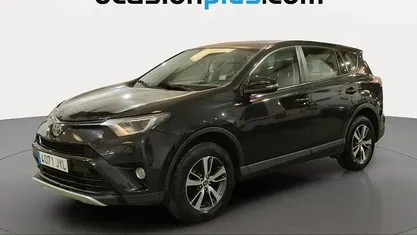 Usado Toyota RAV4 Advance 143 CV (105 kW) 2017 Negro SUV