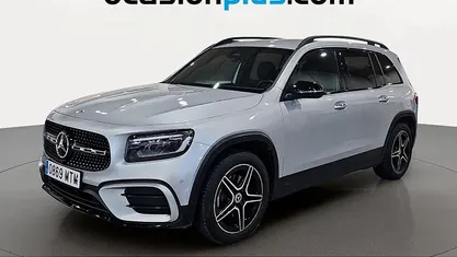 Usado Mercedes GLB200 AMG 150 CV (110 kW) 2024 Gris plata SUV