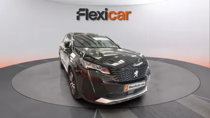 Usado Peugeot 3008 Allure 131 CV (96 kW) 2023 Gris SUV