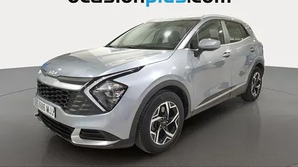 Usado Kia Sportage 136 CV (100 kW) 2023 Gris plata SUV