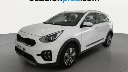 Usado Kia Niro 141 CV (103 kW) 2022 Blanco SUV