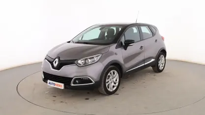 Usado Renault Captur Zen 120 CV (88 kW) 2016 Marrón SUV