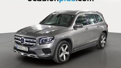 Käytetty Mercedes GLB220 190 HP (139 kW) 2022 Harmaa Katumaasturi