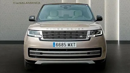Oro metalizado Usado 2025 Land Rover Range Rover HSE SUV | 131.400 € (Precio justo)