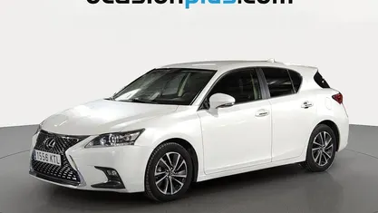 Usado Lexus CT200h Business Edition 136 CV (100 kW) 2019 Blanco Utilitario