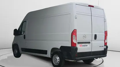 Käytetty Opel Movano Edition 141 HP (103 kW) 2023 Valkoinen Van