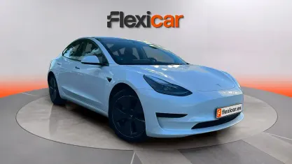 Usado Tesla Model 3 RWD 208 kW (283 CV) 2023 Blanco Berlina