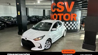 Blanco Usado 2024 Mazda 2 Center-Line Berlina | 16.250 € (Precio justo)