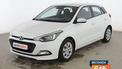 Usado Hyundai i20 85 HP (62 kW) 2015 Branco Sedan