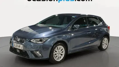 Usado Seat Ibiza XCELLENCE 116 CV (85 kW) 2025 Gris Utilitario