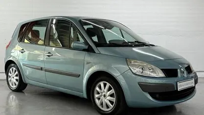 Azul Usado 2006 Renault Scénic II Dynamique Monovolumen | 3900 € (Precio justo)