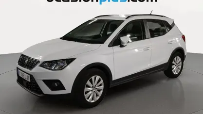 Usado Seat Arona Style 90 CV (66 kW) 2020 Blanco SUV