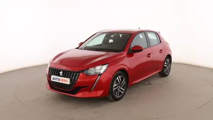 Usado Peugeot 208 Allure 101 CV (74 kW) 2019 Rojo Utilitario