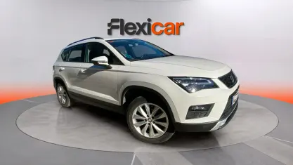 Begagnad Seat Ateca Reference 116 HK (85 kW) 2019 Vit SUV