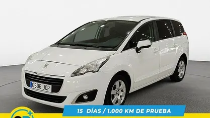 Usado 2015 Peugeot 5008 Active Monovolumen | 9990 € (Precio justo)