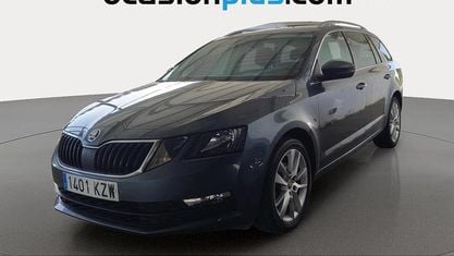 Käytetty Skoda Octavia 150 HP (110 kW) 2019 Harmaa Farmari