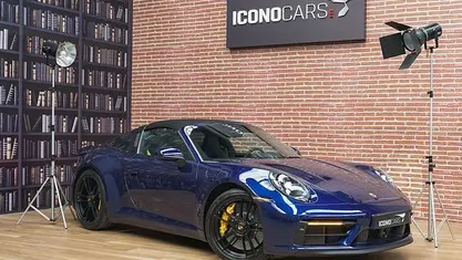 Azul Usado 2023 Porsche 911 Targa 4 Descapotable | 195.900 €