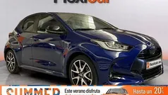 Azul Usado 2021 Toyota Yaris Hybrid Active Berlina | 18.490 € (Precio justo)