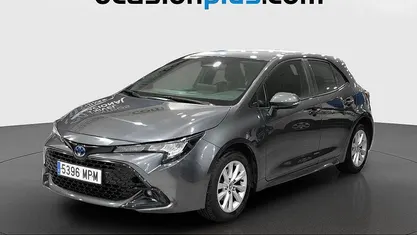 Gris Usado 2024 Toyota Corolla Active Utilitario | 20.991 € (Precio justo)