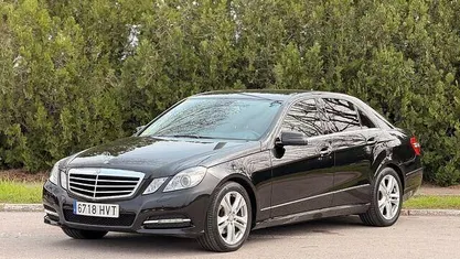 Usado Mercedes E220 Avantgarde 170 CV (125 kW) 2013 Negro Berlina