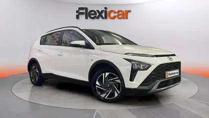 Usado Hyundai Bayon 101 CV (74 kW) 2023 Blanco SUV