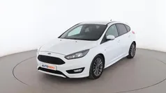 Blanco Usado 2017 Ford Focus ST-Line Utilitario | 13.399 € (Precio justo)