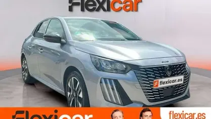 Usado Peugeot 208 Allure 101 CV (74 kW) 2025 Gris Utilitario